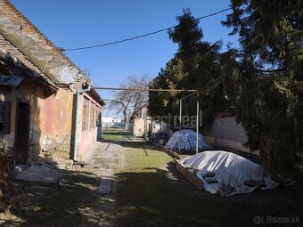 Zaujímavý pozemok na výstavbu rodinného domu, prípad… - 5