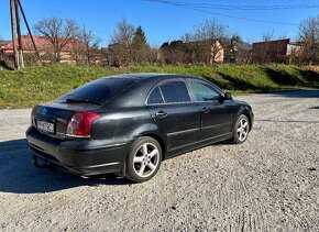 Toyota Avensis 2.2 D-4D 110kw Navi,Xenony,Webasto - 5