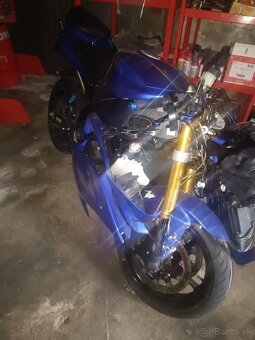 Yamaha R1 2008 - 5