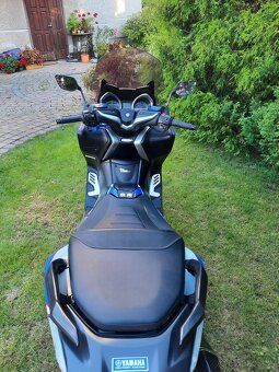 YAMAHA T-Max 530 DX max. výbava - 5