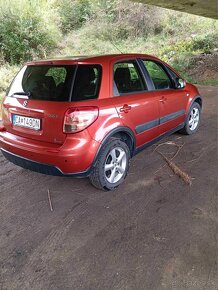 Suzuki SX4 - 5