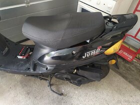 Skúter Generic Jamp 50cc r.v.2019,.4000km. - 5