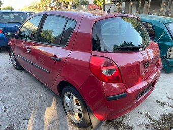 Rozpredám na náhradné diely Renault Clio III 1.5 DCI - 5