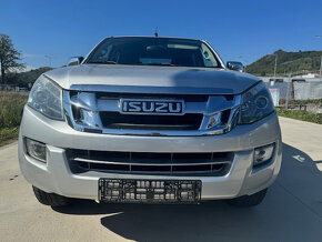 Isuzu D-max Double Cab Premium 4WD AKONTACIA OD 0% - 5