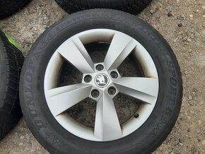 ELEKTRONY ŠKODA KAROQ 5x112r16 obuté 215/60r16 - 5