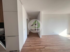 Na predaj 2-izbový byt v štádiu holobytu – 60 m² + balkón 10 - 5