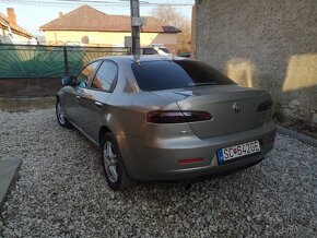 Alfa Romeo 159 - 5