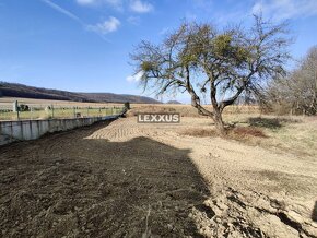 | SLNEČNÝ STAVEBNÝ POZEMOK S PROJEKTOM, WOLFSTHAL RAKÚSKO - 5