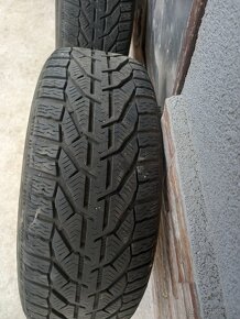 Zimne 205/55 r16 - 5