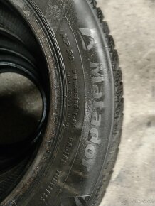 Predám zimné pneumatiky Matador 165/70R14 - 5