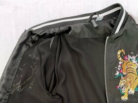 H&M Tenká letná bunda bomber sukajan s výšivkou tigra XS 34 - 5