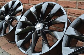 5x112 R19 Hlinikove disky Original Skoda - 5