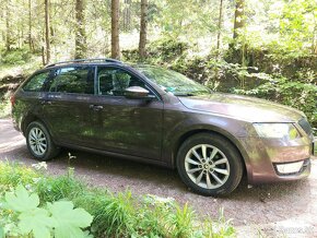 Škoda Octavia Combi 1.6 TDI 81 kw,110k,navigácia alu disky - 5