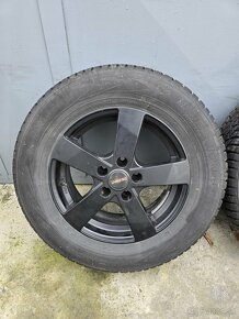 zimná sada Duster 5x114,3 215/65 R16 Nokian WRD4 DOT4216 - 5