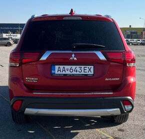 Mitsubishi Outlander - 5