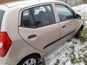 Hyundai i10 - havarovane - 5