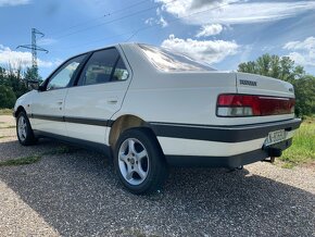 PEUGEOT 405 1,9 D - 5