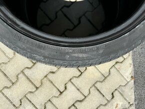 235/45 r19 - 5