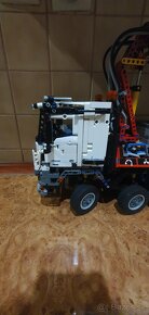 Lego technic 42043 - 5