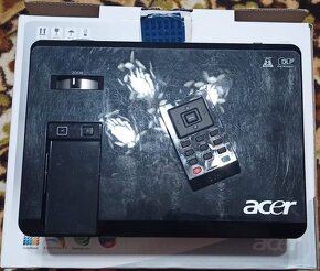 Predám projektor "ACER X110P DLP". - 5