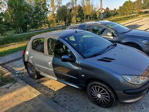 Peugeot 206 1.4 Benzín 2006 - 5