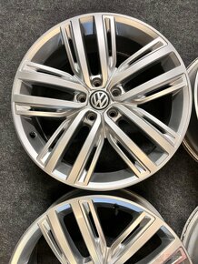 5x112 R19 originál alu Volkswagen Tiguan - 5