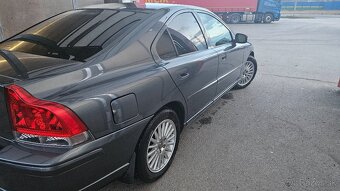 Volvo s60 2.4 103kw automat - 5