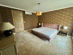 FOR RENT  4-room apartment with 2 garages in Koliba - 5