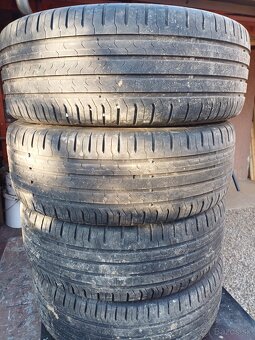 Continental 215/55 R17 - 5