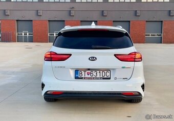 Kia Ceed 1.6 CRDi MHEV Gold A/T - 105k km - 5