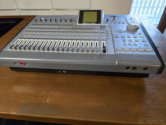 Tascam 2488 - 5