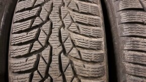 Predám 3ks pekné zimné 195/60r16-89H Nokian - 5