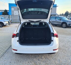 ŠKODA OCTAVIA COMBI 2.0 TDI SCR STYLE DSG - 5