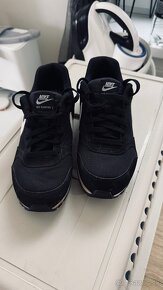 Nike MD RUNNER 2, veľ. 38 - 5