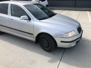 Predám skoda octavia 2 1.9 TDi bxe 77kw 2008 rok 300tkm - 5