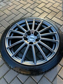 225/40 R18 - 5