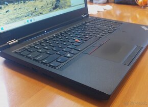 výkonný grafický Lenovo ThinkPad P52 15,6" FHD 16GB 500 SSD - 5