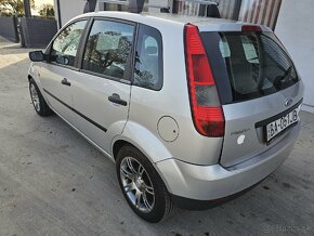 ford fiesta 1.3i 135 000 km - 5