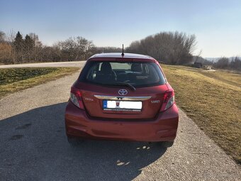 Toyota Yaris 1.33 VVT-i Active - 2012 - 5