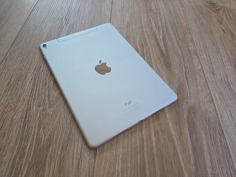 Apple iPad pro 9.7 32gb Cellular - 5