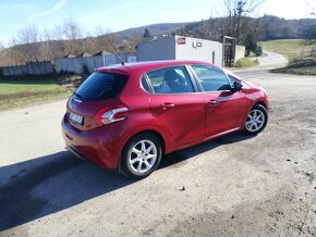 Peugeot 208 1.2 benzín - 5