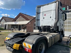 Mercedes Actros - 5