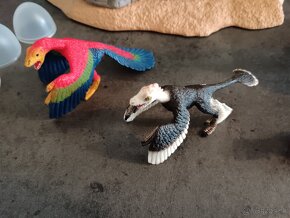 Schleich - Dinosaury v jaskyni

Zvieratá Plastové 

 - 5