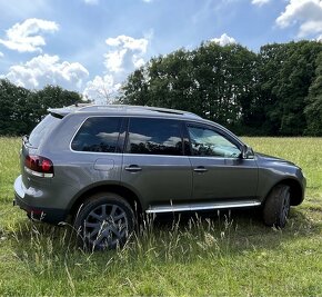 VW touareg 2008 4.2 benzín 260kw 225tis - 5