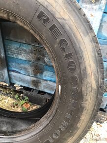 Predám pneumatiku Fulda 245/70r 19,5 - 5