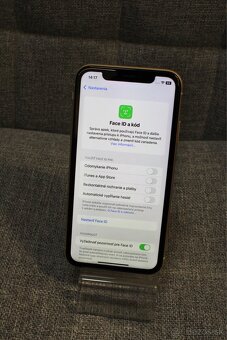 iPhone Xr 64GB (plne funkčný) - 5