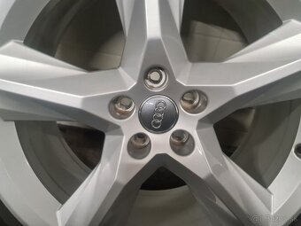 5X112 R19 AUDI 8,0J ET28 . - 5