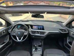 BMW rad 1 120d X-Drive automat Panorama  140 kW - 5