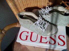 GUESS tenisky velkost 40 aj s krabicou - 5