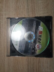 Predám Xbox 360 z hrami - 5